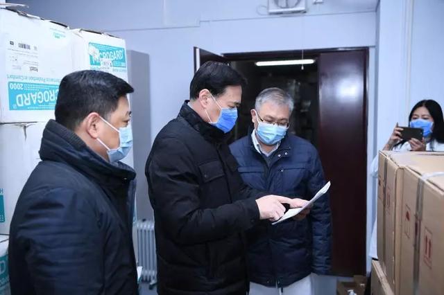 5刘玉村视察.jpg