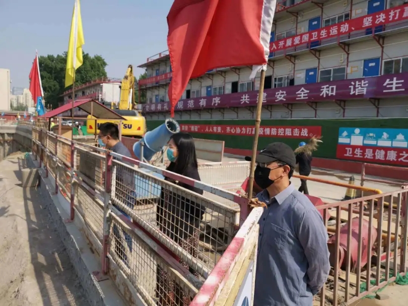 03工学院项目工地进行安全检查.jpg