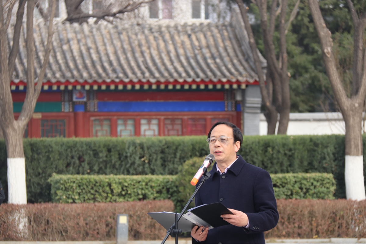图8.院党委书记李培军讲话.jpg