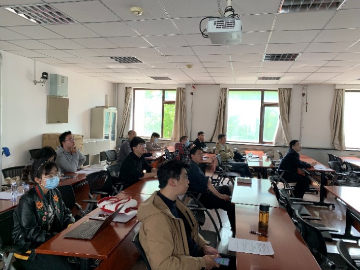 述职会现场.jpg