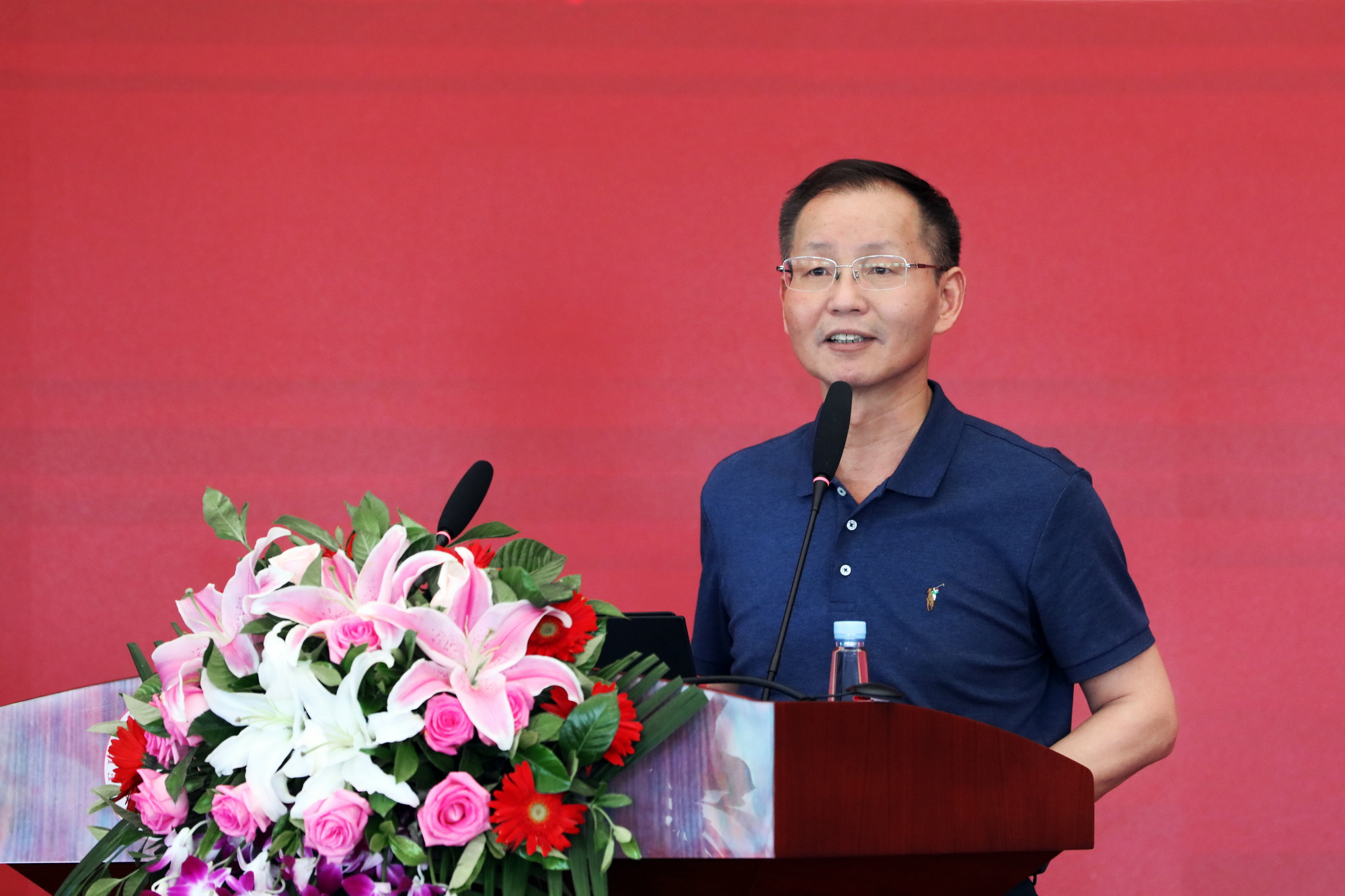 邱海平作主题演讲_调整大小.jpg