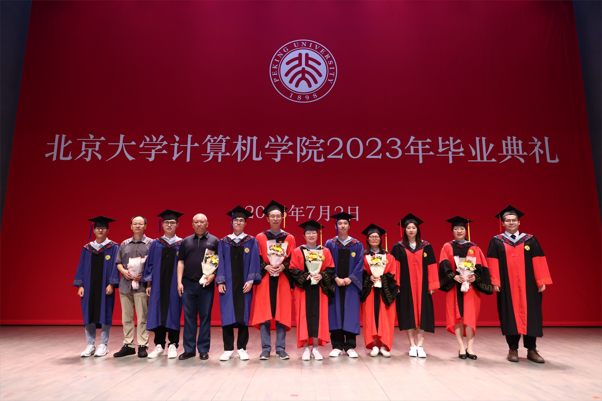 感谢师恩献花2.jpg